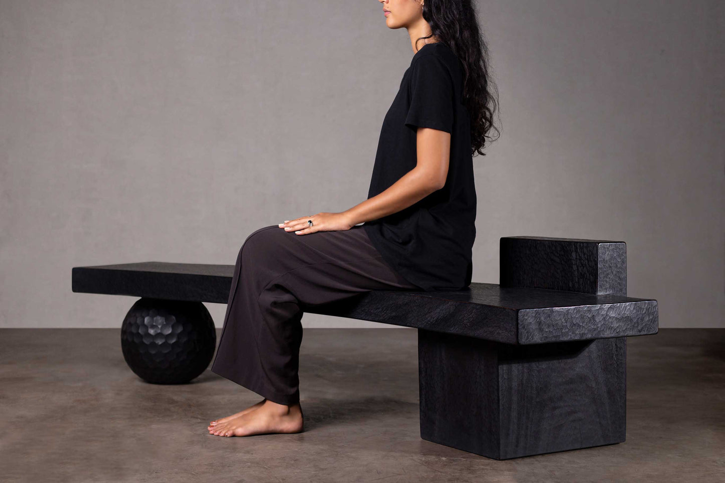 Seni Curve Console Bench