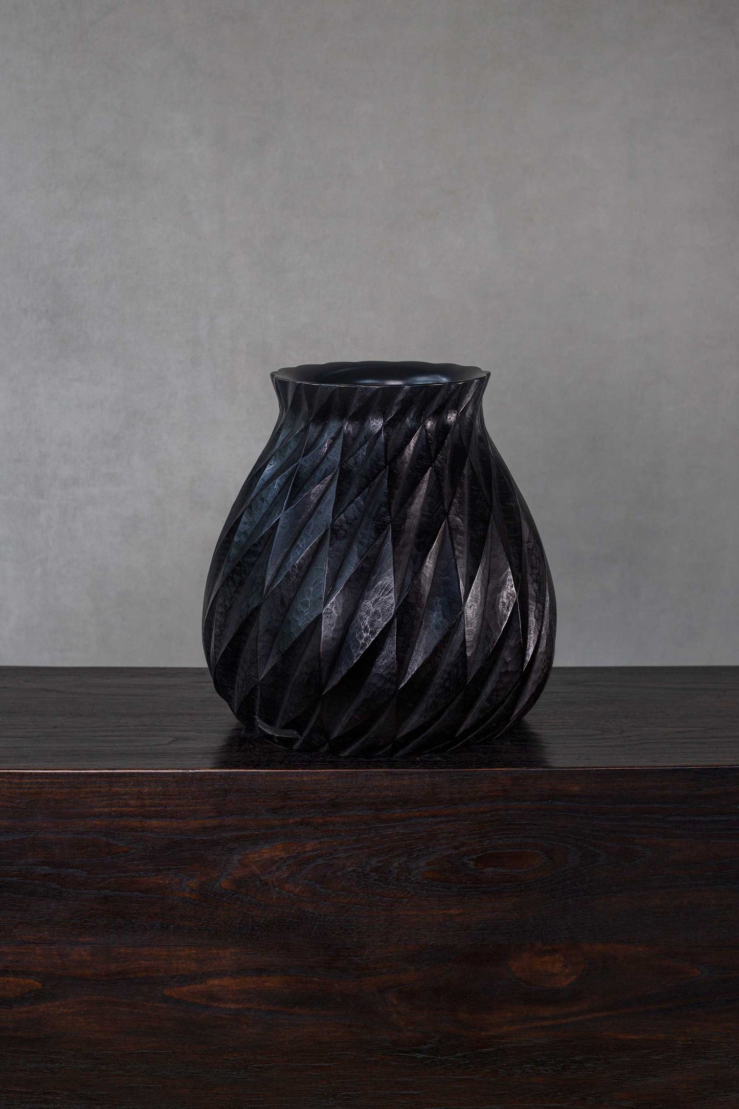 Wiru Vase