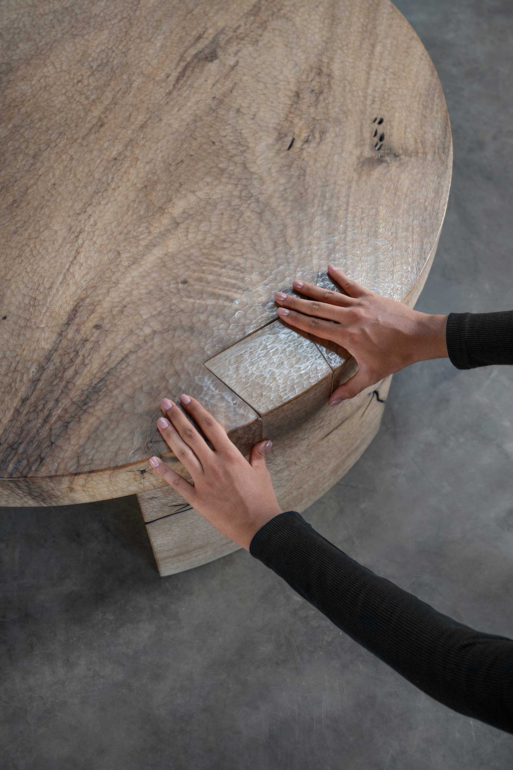 Kunci Round Coffee Table