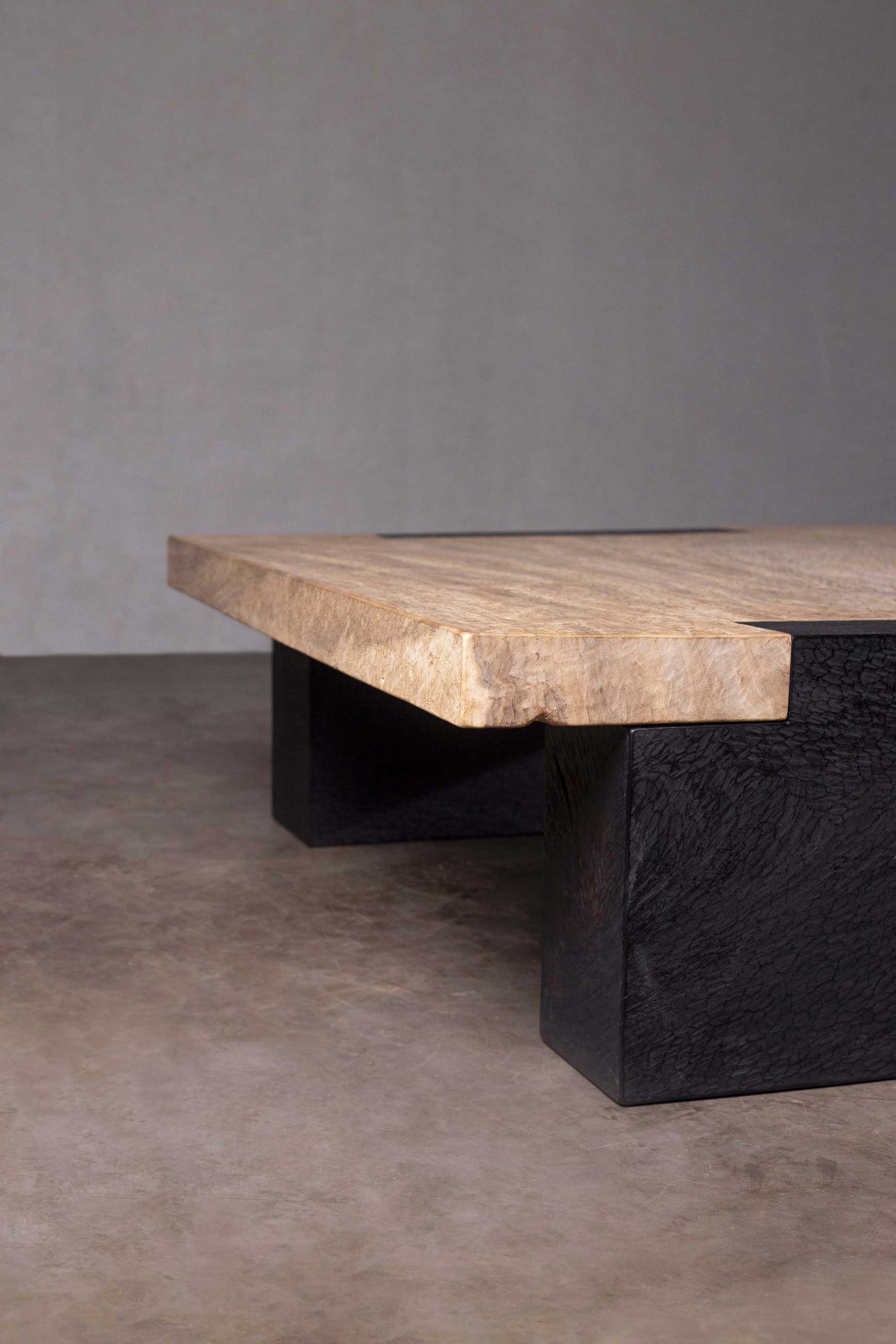 Kunci Coffee Table