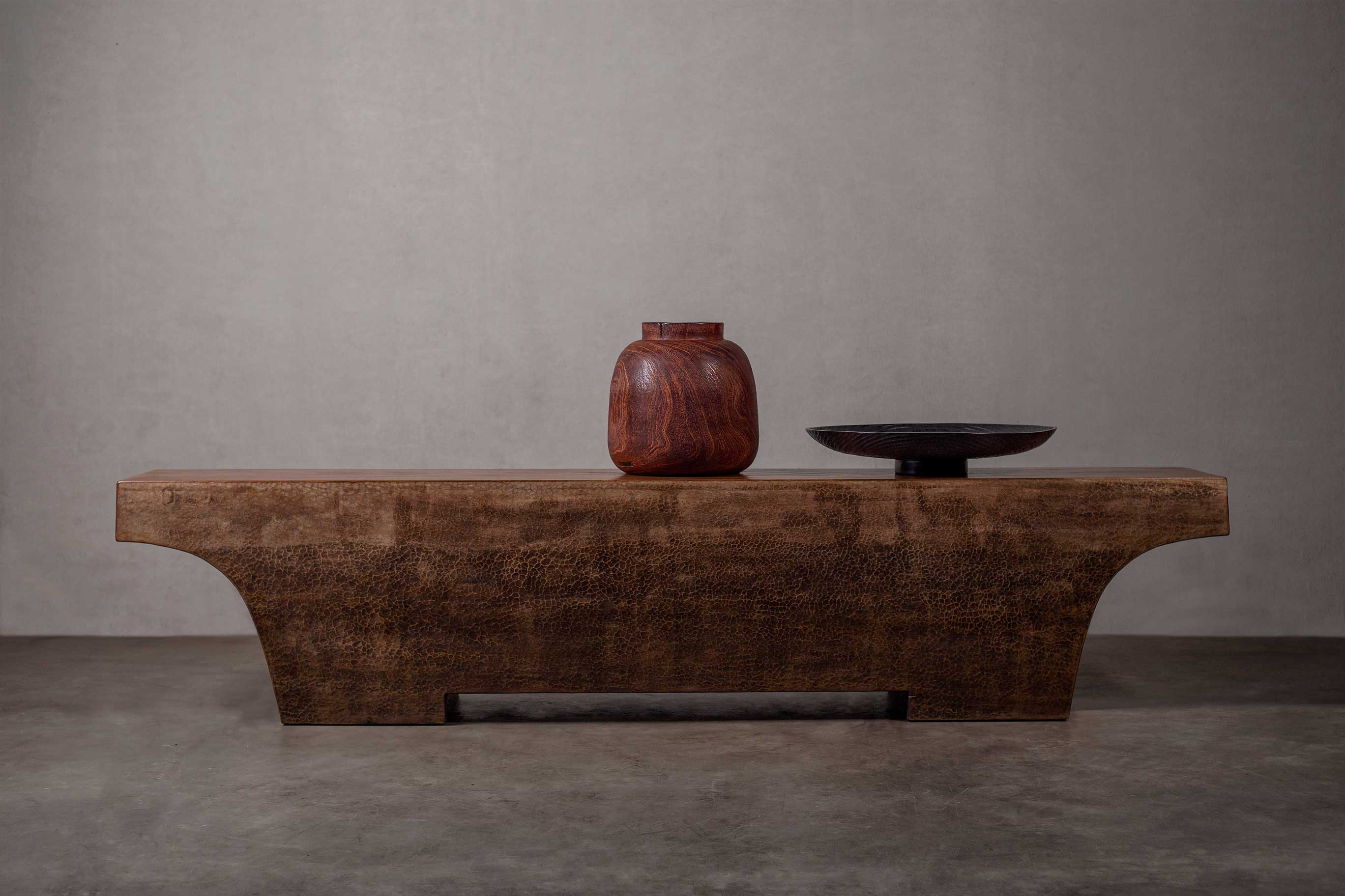 Praja Console Bench