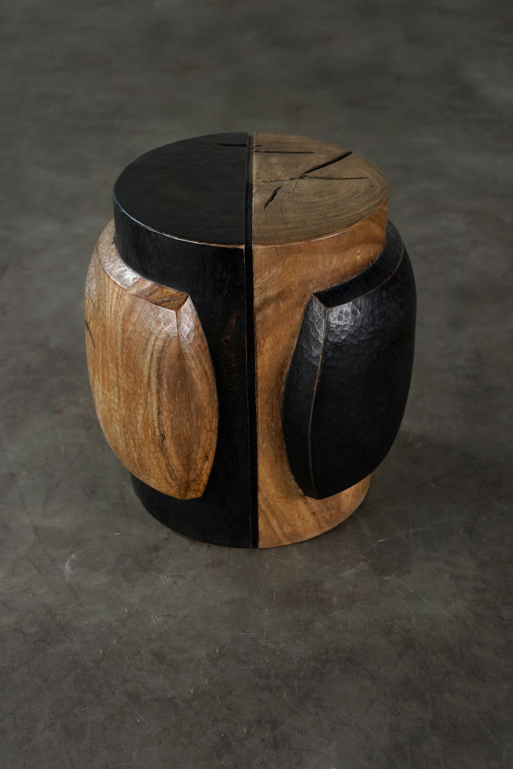 Muka Stool
