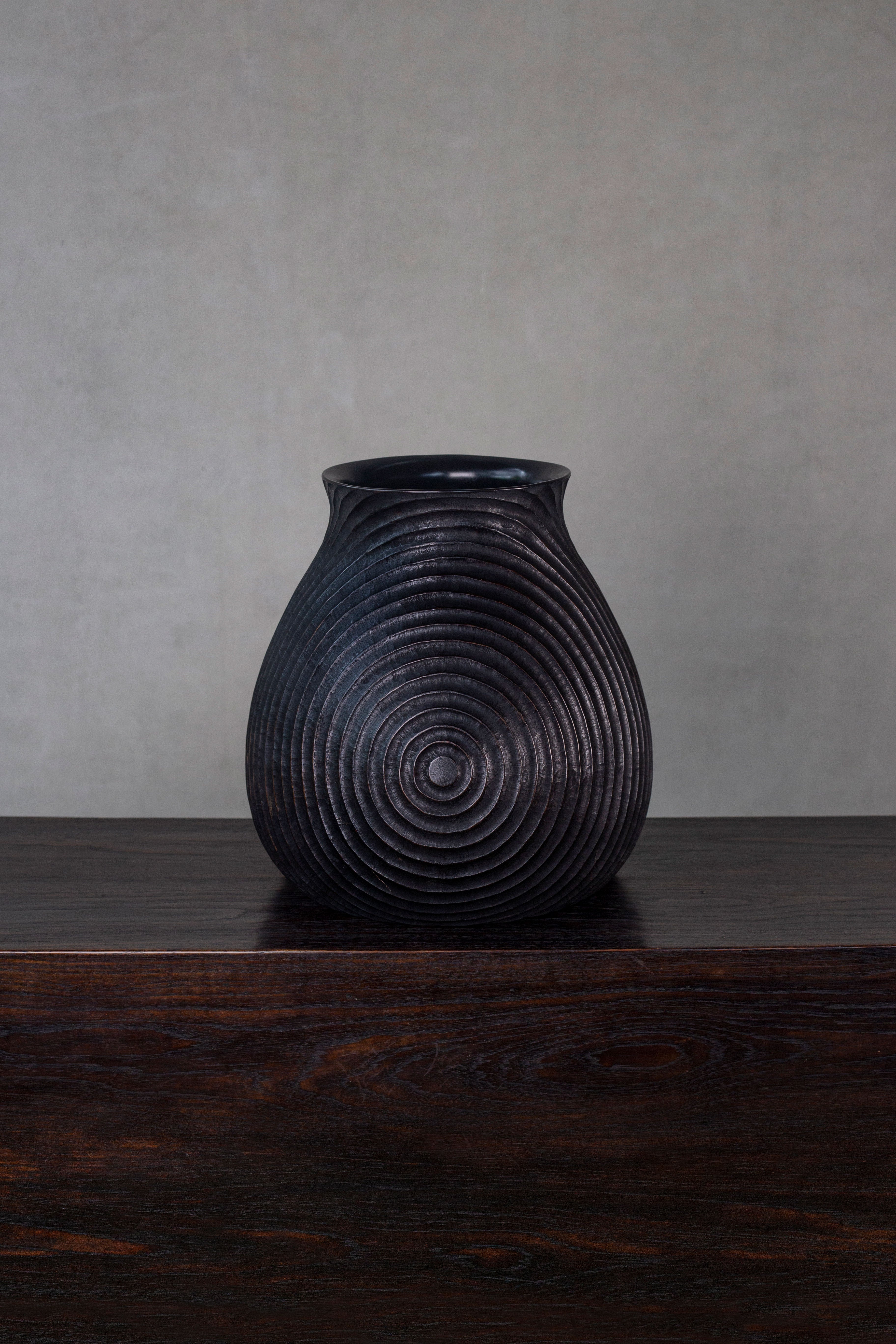 Suku Vase