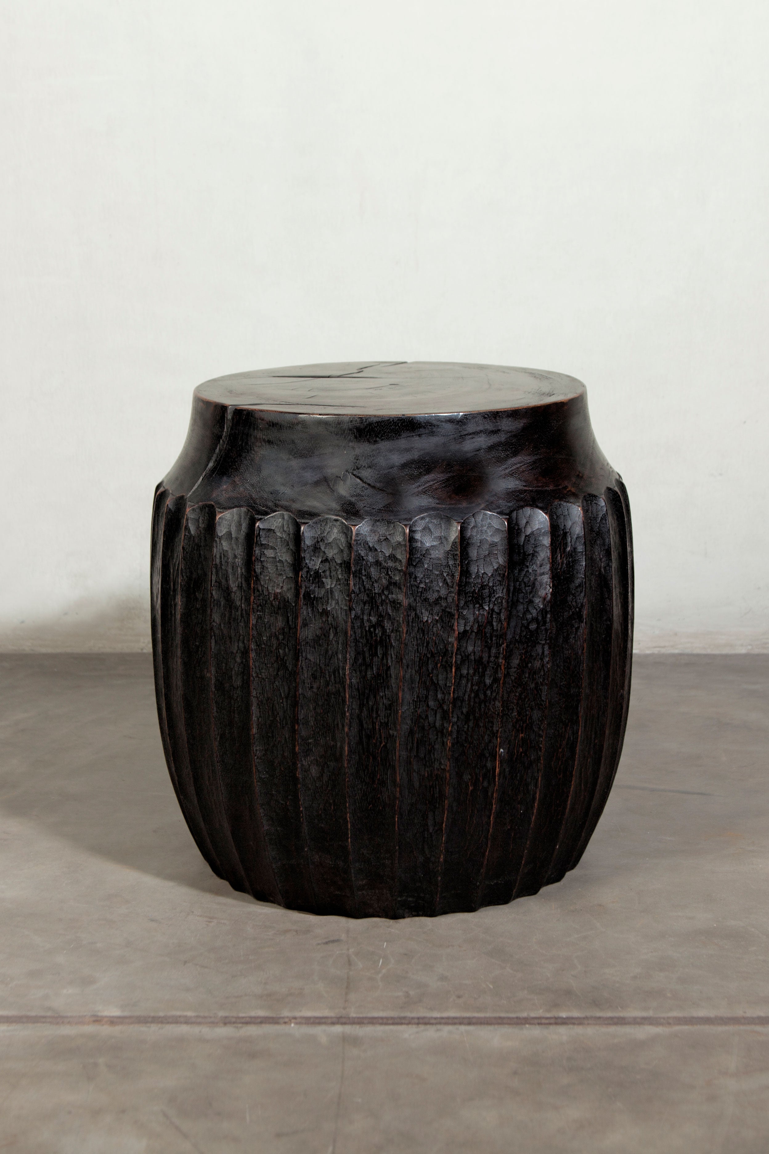 Batavia Stool