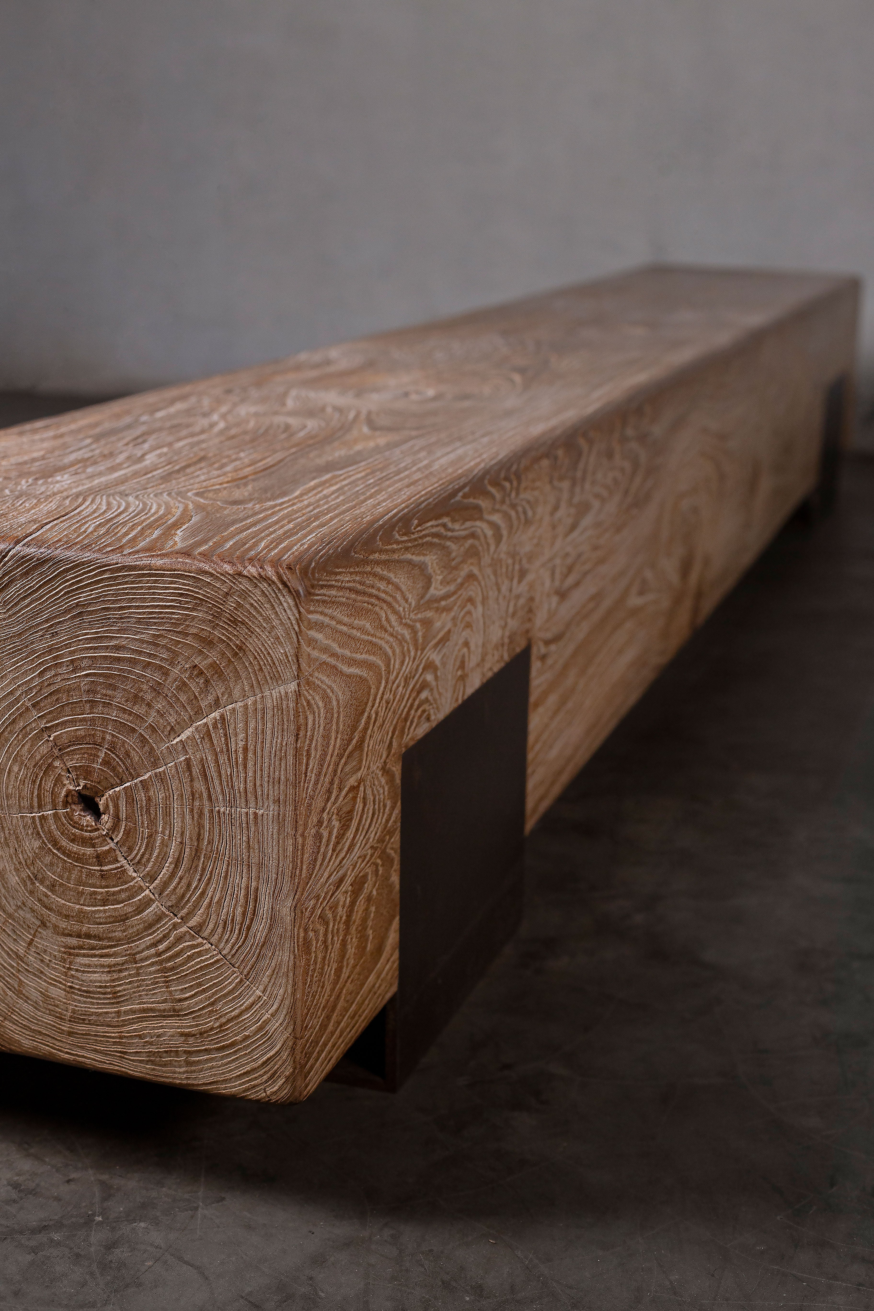 Calm Console Bench